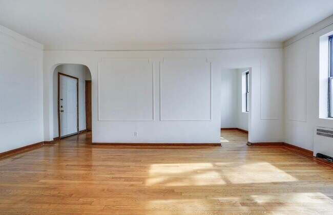 Building Photo - 301 Palisade Ave