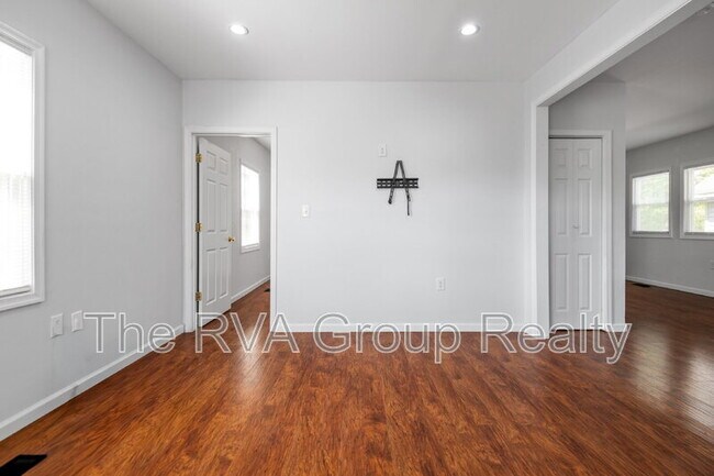 Building Photo - 2517 Haden Ave