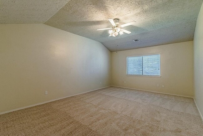 Building Photo - 21423 Golden Dove Dr