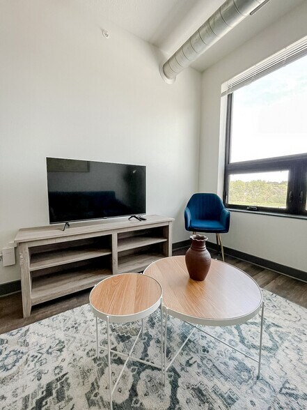 Building Photo - 1261 8th St