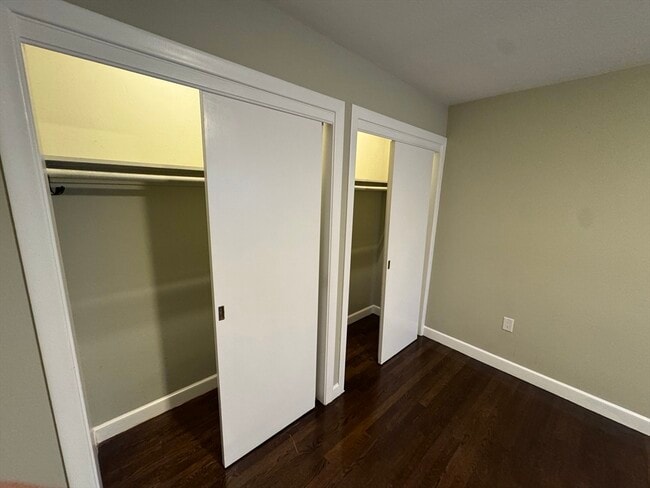 Building Photo - 793 Dedham St