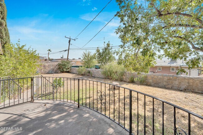 Building Photo - 4200 Wallington Dr