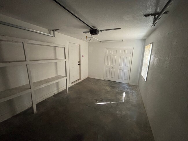 Building Photo - 3 Bedroom/ 2 Bath home in Micanopy