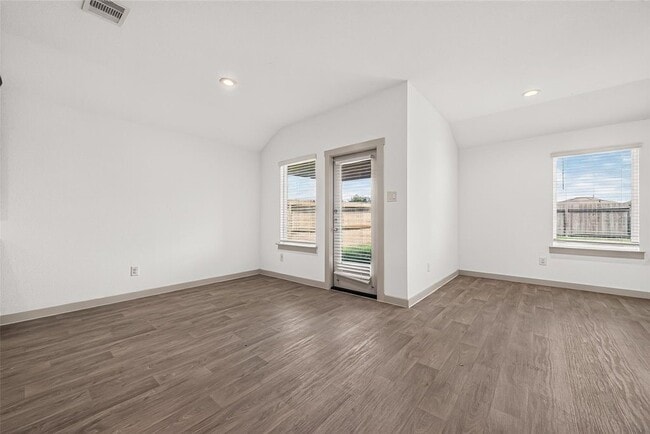 Building Photo - 8043 Black Forest Ln