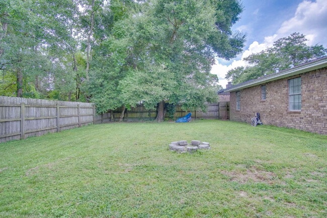 Building Photo - Updated 3BD/2BA Home on Quiet Cul-de-Sac w...