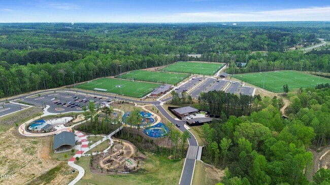 Building Photo - 1802 Stroup St