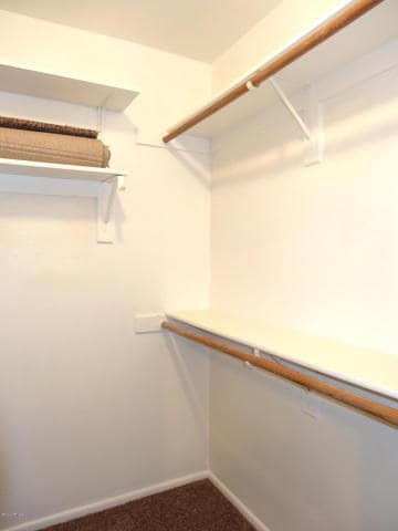 Building Photo - Three bedroom, two bath home!