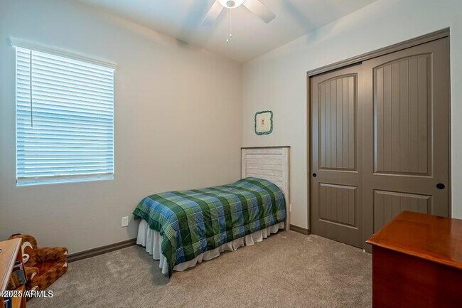 Building Photo - 3924 E Pinto Dr