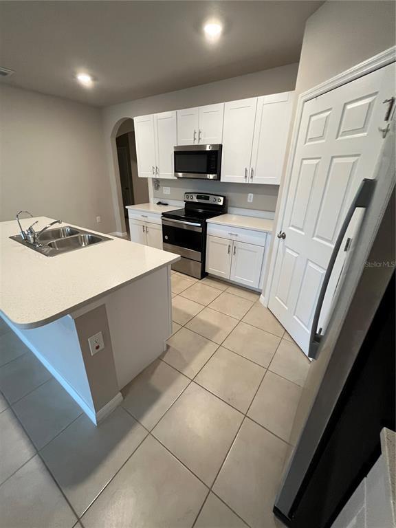 Building Photo - 2215 Yankee Terrace