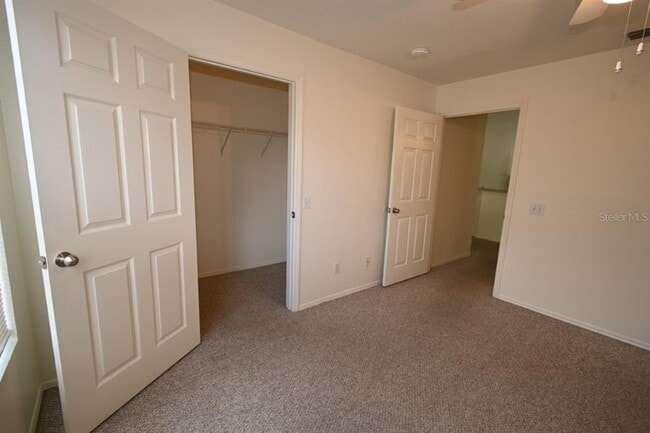 Building Photo - 36015 Deer Creek Dr