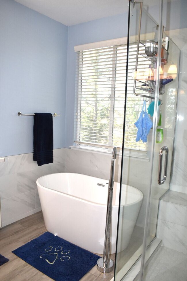 Building Photo - Resident Benefit Package Property