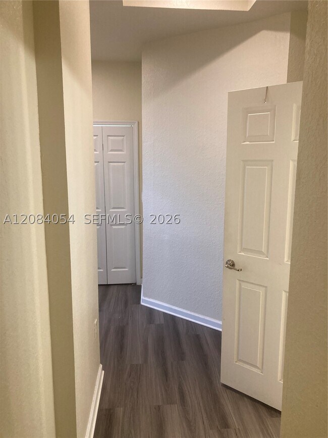 Building Photo - 11503 NW 89th St