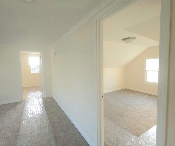 Building Photo - 2838 Ridge Rd