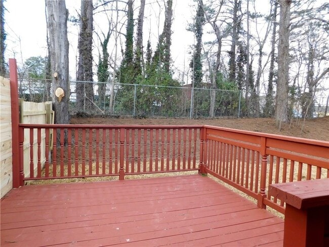 Building Photo - 260 Opal Dr