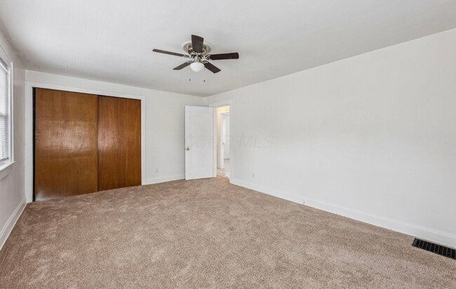 Building Photo - 1066 Kelton Ave