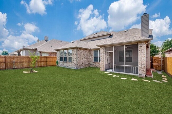 Building Photo - 1721 Shoebill Dr