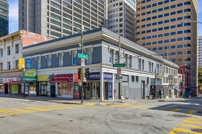Building Photo - 706 Kearny St
