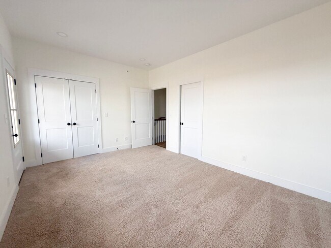 Building Photo - Modern 3-Bedroom Home with Pool and Pickleball Court at Highbury