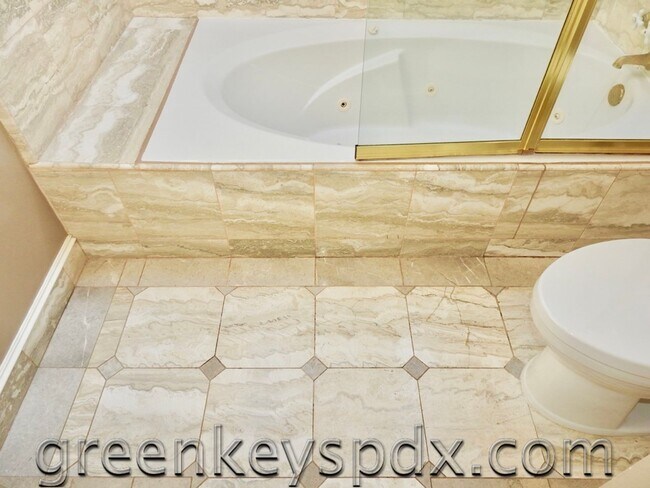 Building Photo - 10197-1136