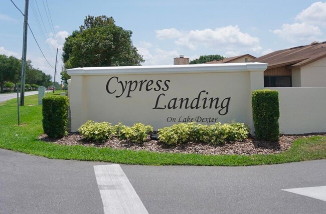 Building Photo - Cypress Landing - Community Pool