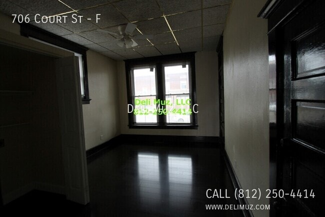 Building Photo - 706 Court St