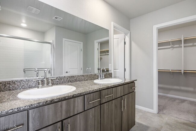 Building Photo - 9648 Spyglass Run Ave