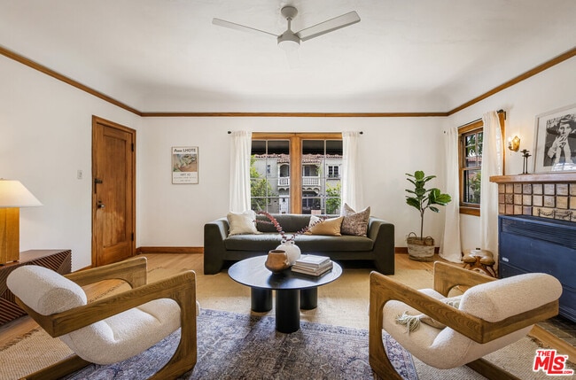 Building Photo - 4405 Clarissa Ave