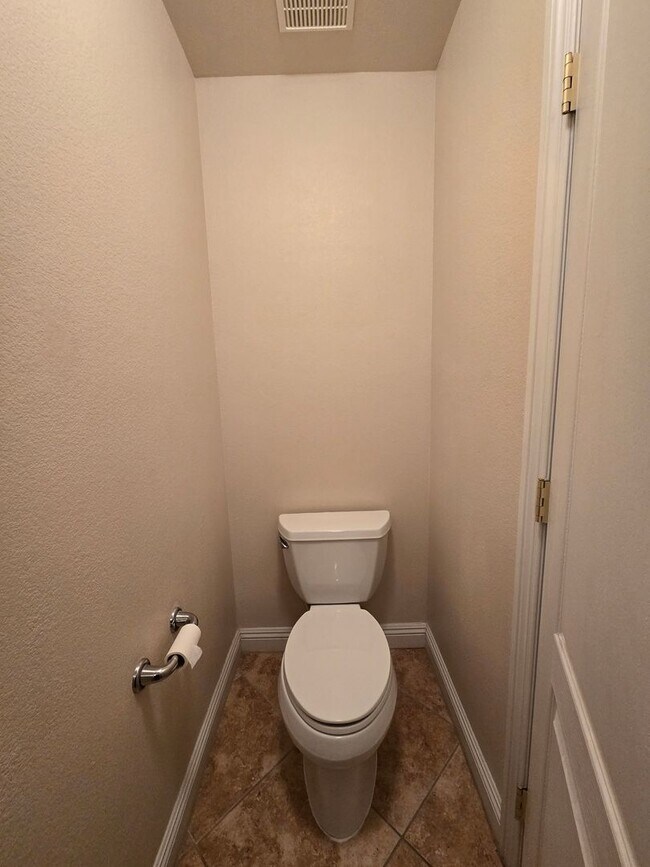 Building Photo - A Fabulous 3 Bedroom, 2.5 Bathroom, 2 Car Garage Townhome in NW Las Vegas