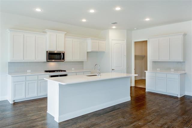 Building Photo - 4422 Juniper Ln