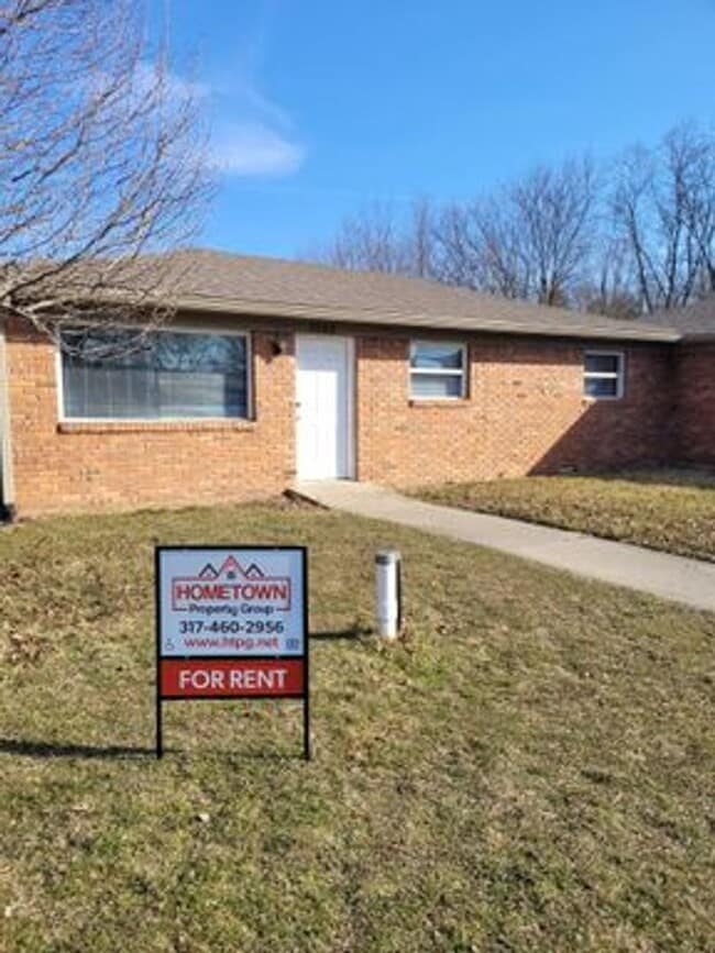 Building Photo - 7092-7094 N Manor Dr