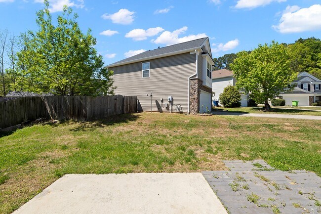 Building Photo - 6571 Guard Hill Dr