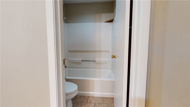 Building Photo - 1207 Lawyer St