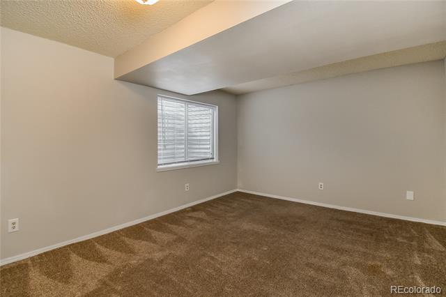Building Photo - 6909 Sproul Ln