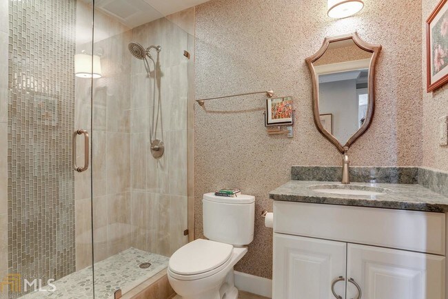 Building Photo - 2575 Peachtree Rd