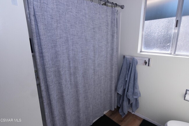 Building Photo - 2062 Sapra St