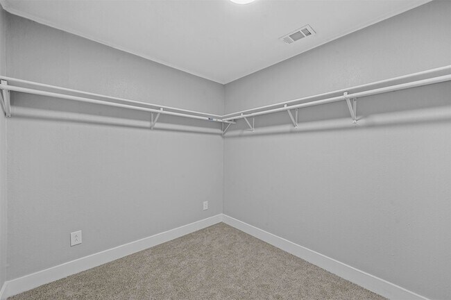 Building Photo - 12412 Veronica Rd