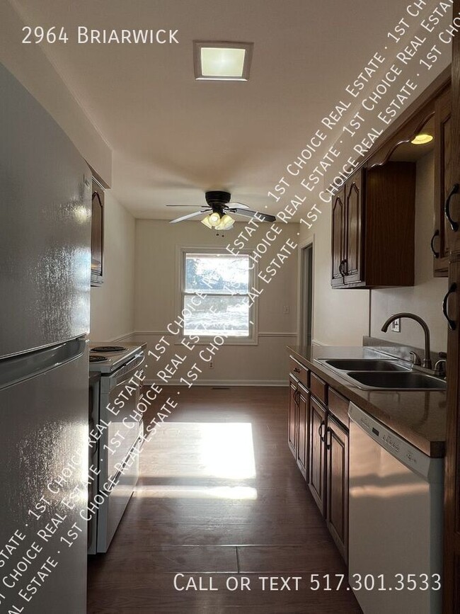 Building Photo - 2964 Briarwick-