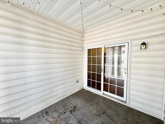 Building Photo - 2304 Margraf Cir