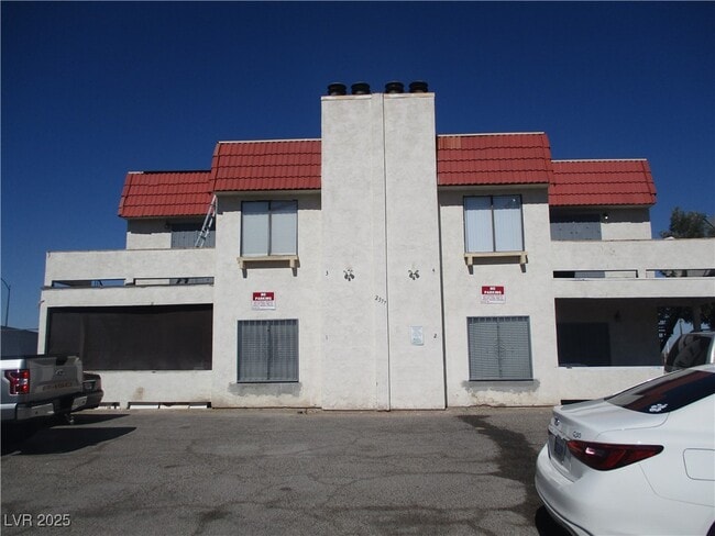 Primary Photo - 2377 Exeter Dr
