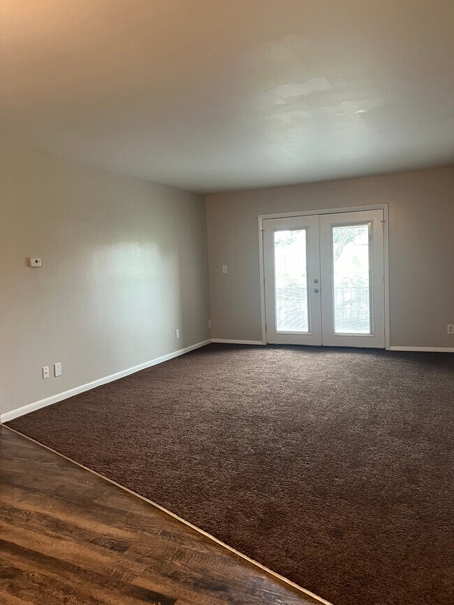 Building Photo - 2811 North O.Henry Boulevard