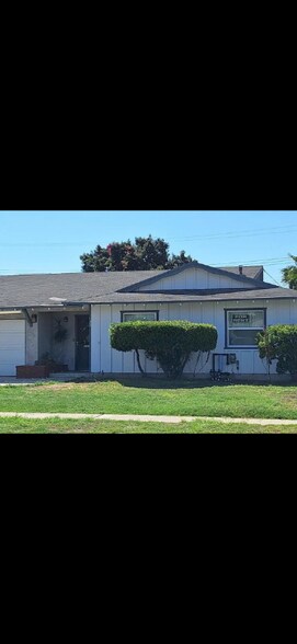 Building Photo - 122 W Cliffwood Ave