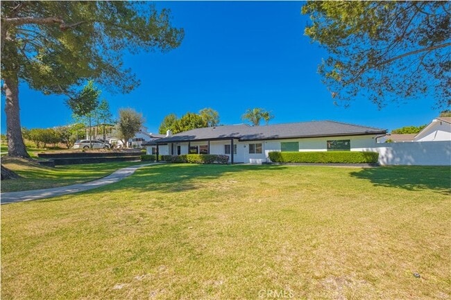 Building Photo - 9109 La Alba Dr