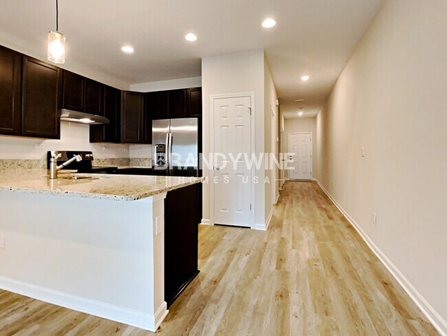 Building Photo - NEW Lower Rental Rate Leasing Special: Mar...