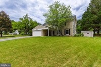 Building Photo - 15005 Narrows Ln