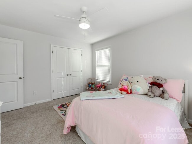 Building Photo - 1063 Thoroughbred Dr.