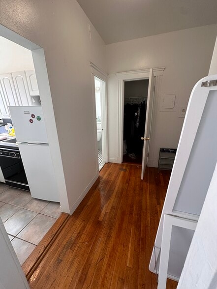 Primary Photo - 85 Park Dr