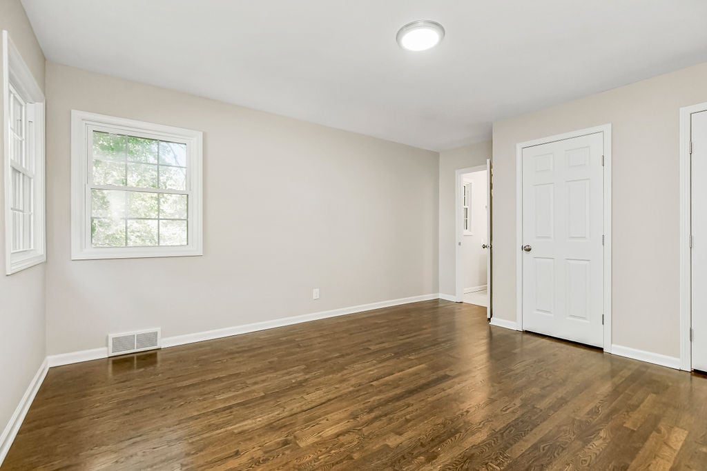 Building Photo - 9859 Connell Dr