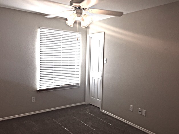 Building Photo - 14056 Wrangler Way