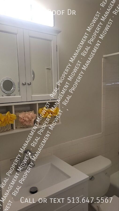 Building Photo - 5666 Elgin Roof Dr