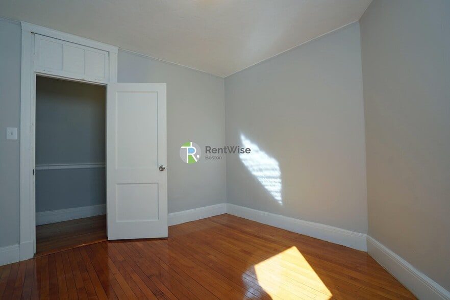 Building Photo - 90 Cypress St